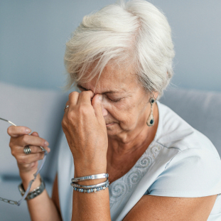 senior with sinus pressure